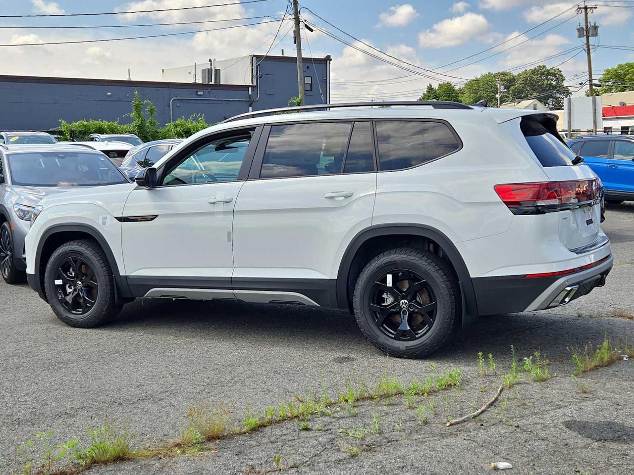 2025 Volkswagen Atlas 2.0T Peak Edition Medford MA