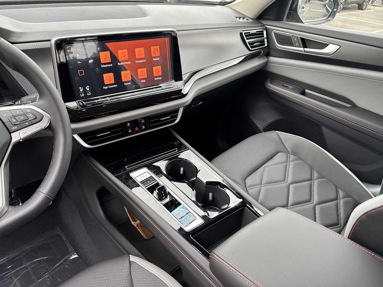 2025 Volkswagen Atlas 2.0T Peak Edition Medford MA