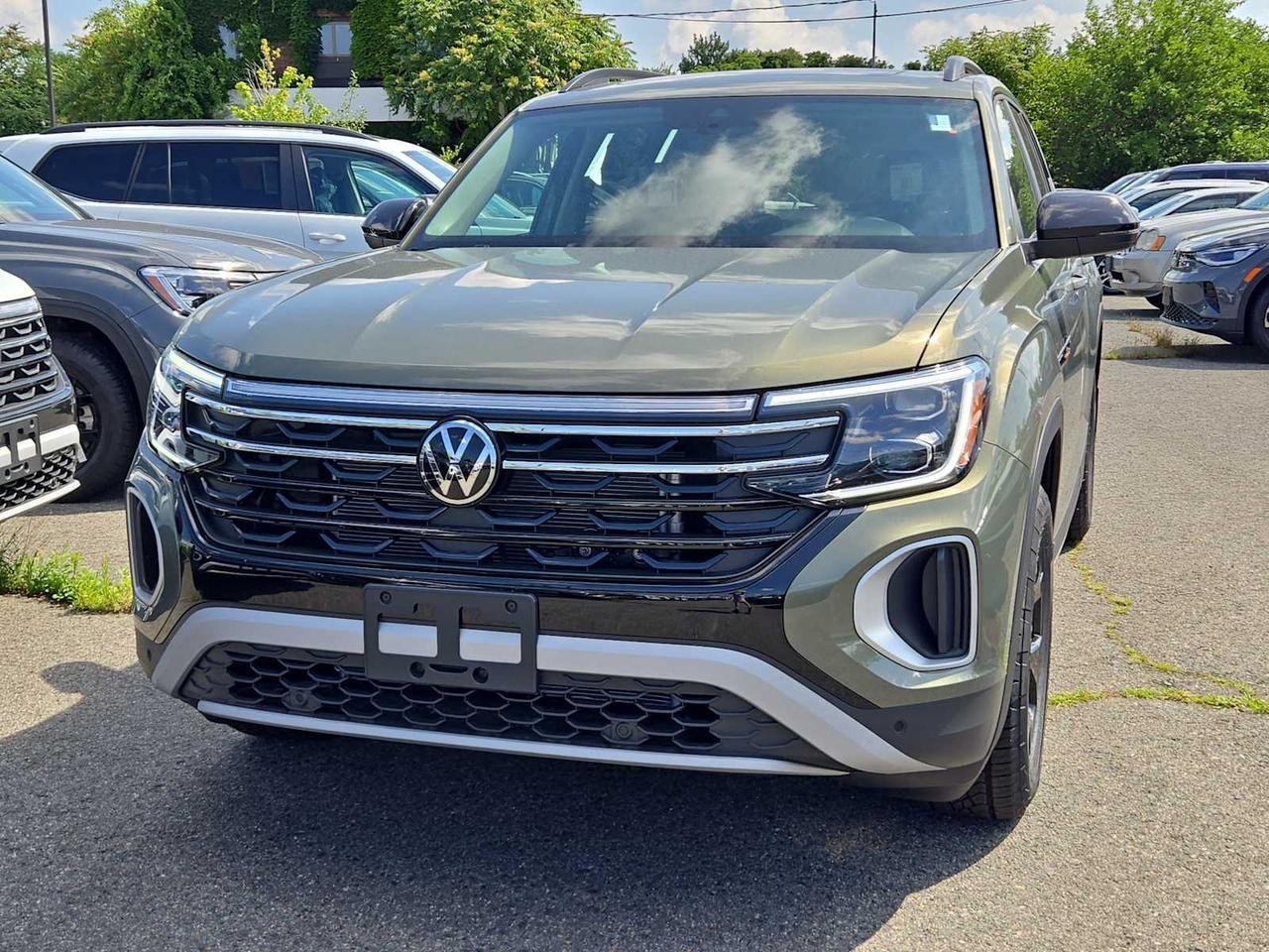 2025 Volkswagen Atlas 2.0T Peak Edition Medford MA