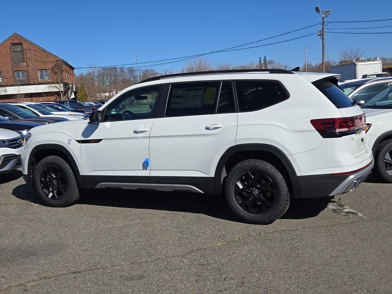2025 Volkswagen Atlas 2.0T Peak Edition Medford MA