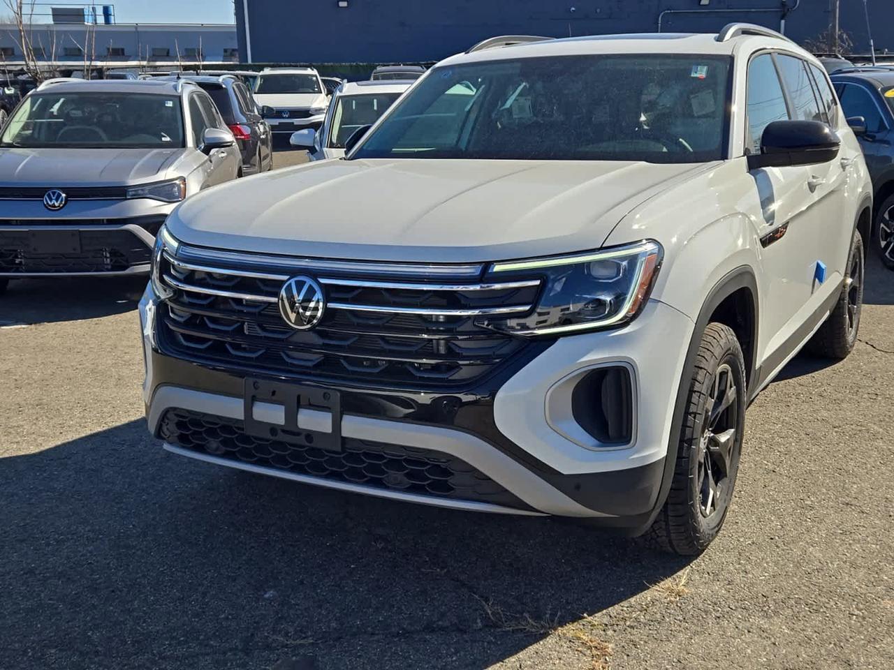 2025 Volkswagen Atlas 2.0T Peak Edition Medford MA