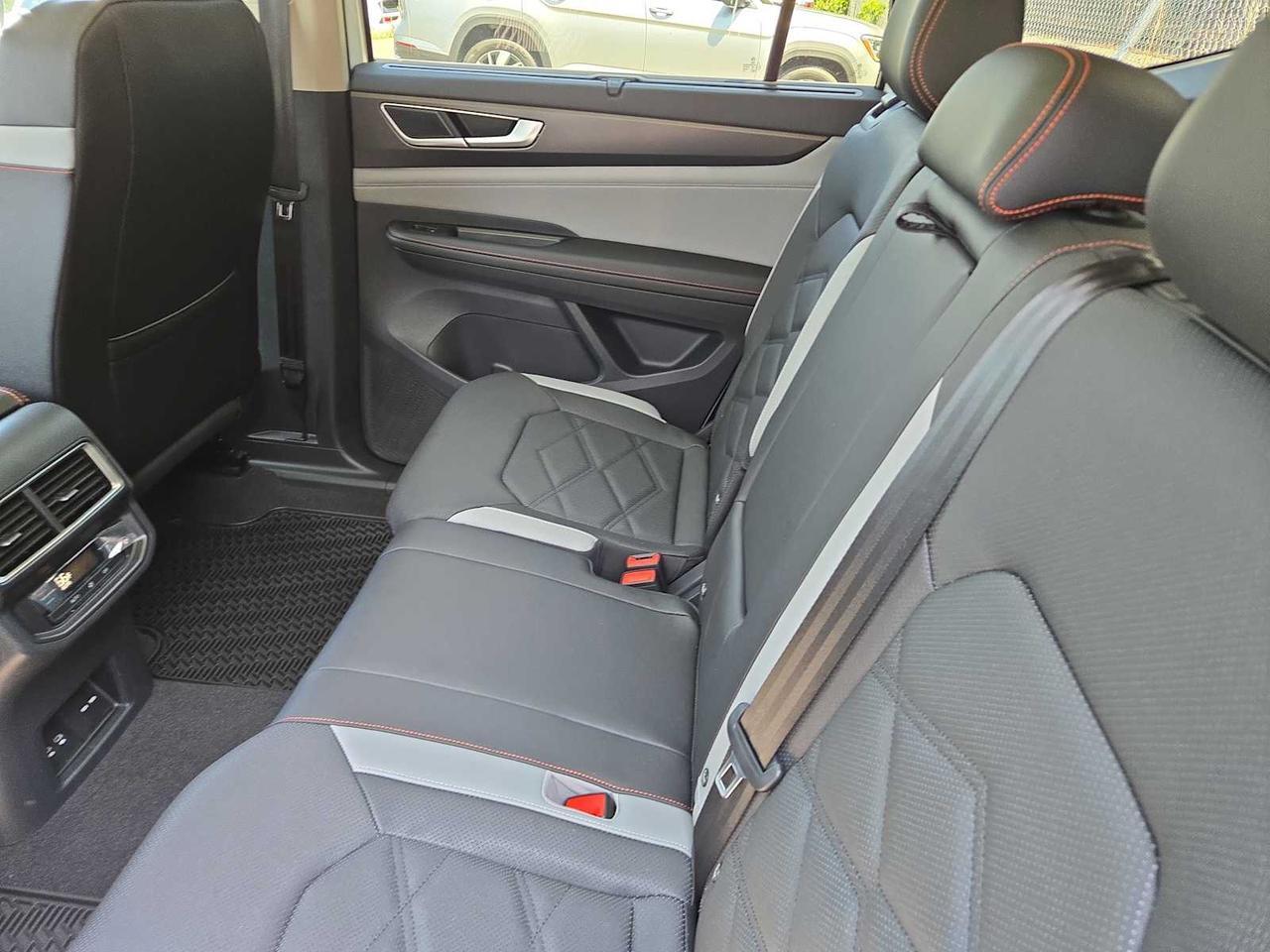 2025 Volkswagen Atlas 2.0T Peak Edition Wellesley MA