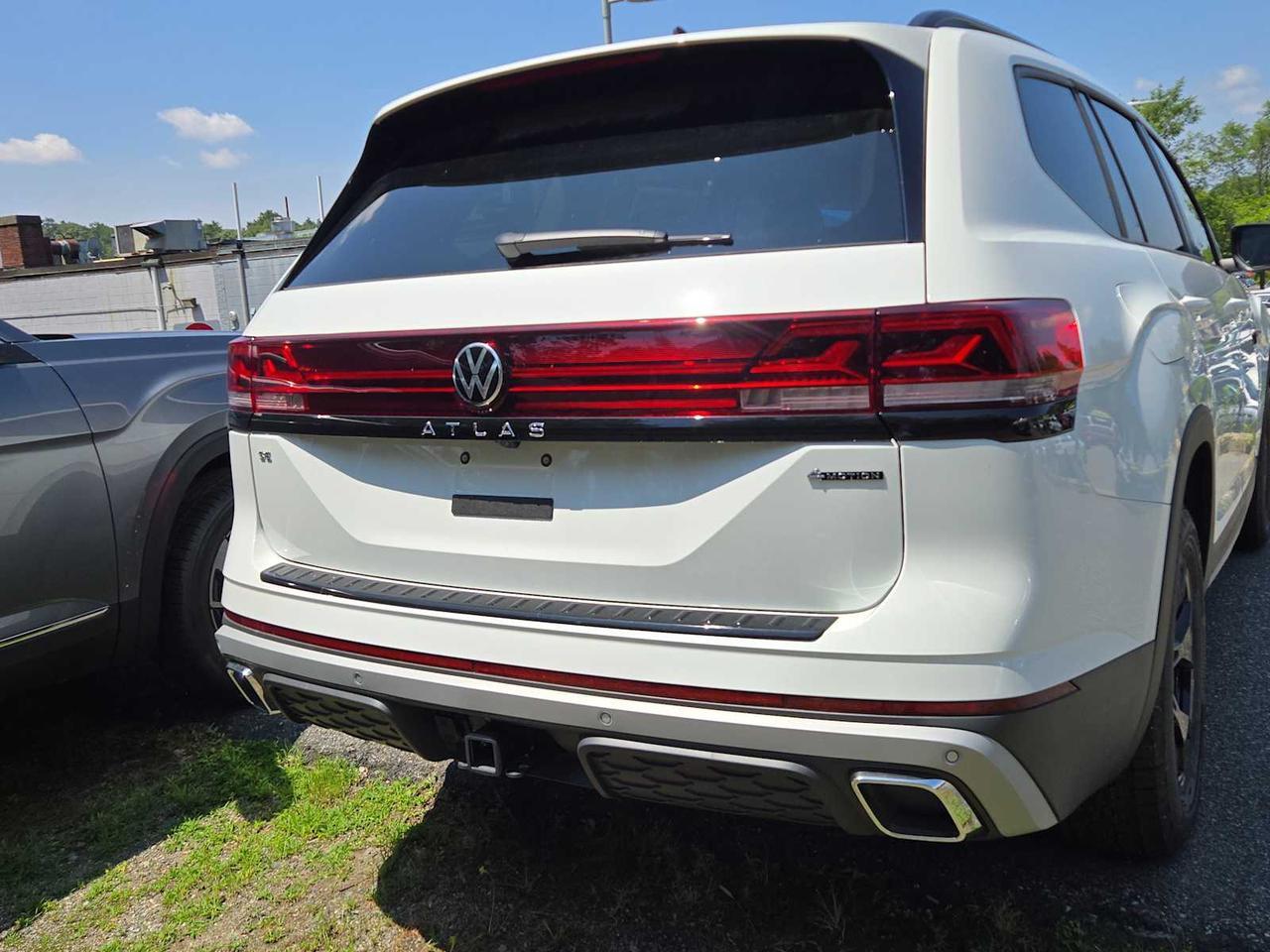 2025 Volkswagen Atlas 2.0T Peak Edition Wellesley MA