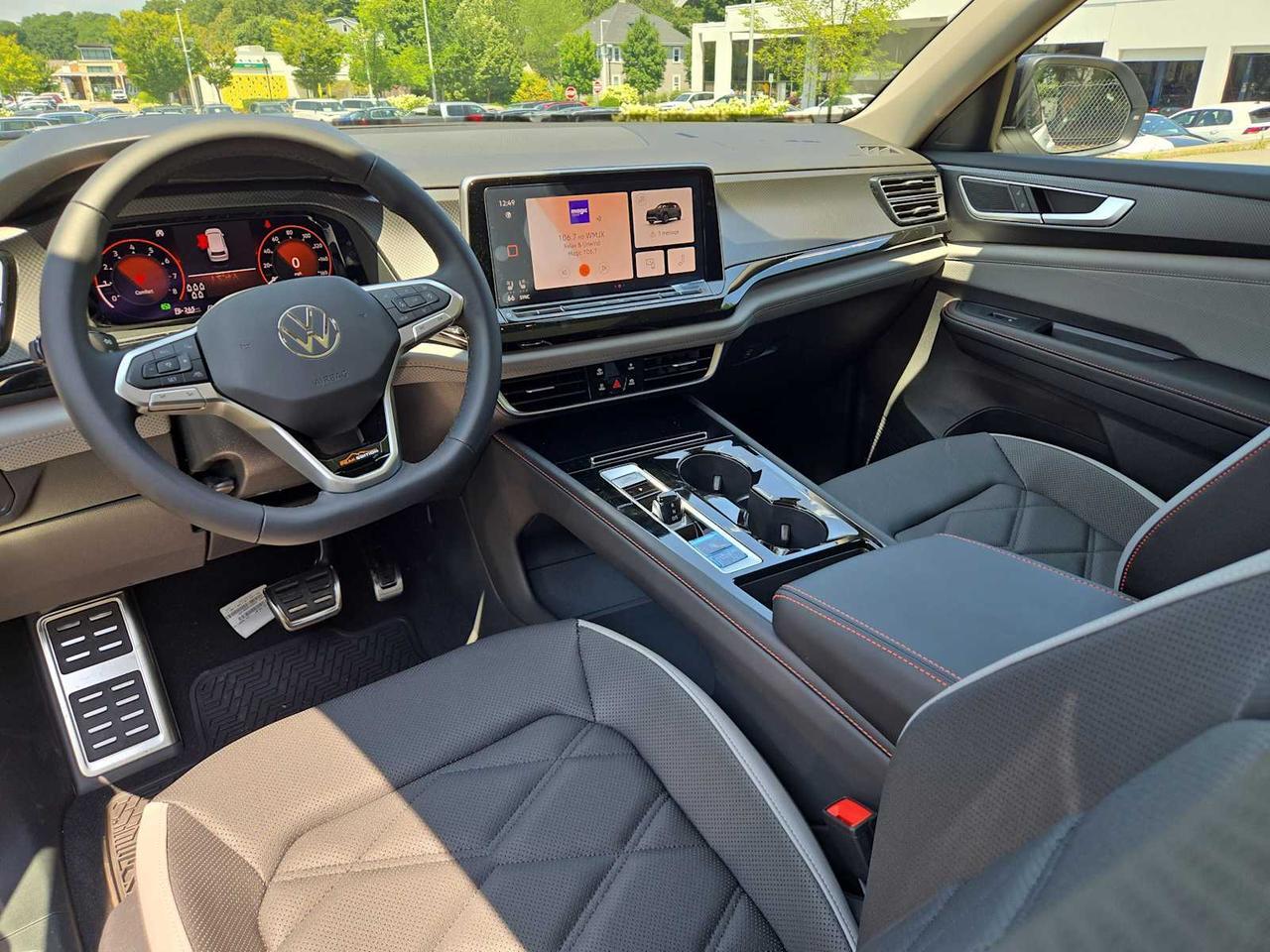 2025 Volkswagen Atlas 2.0T Peak Edition Wellesley MA