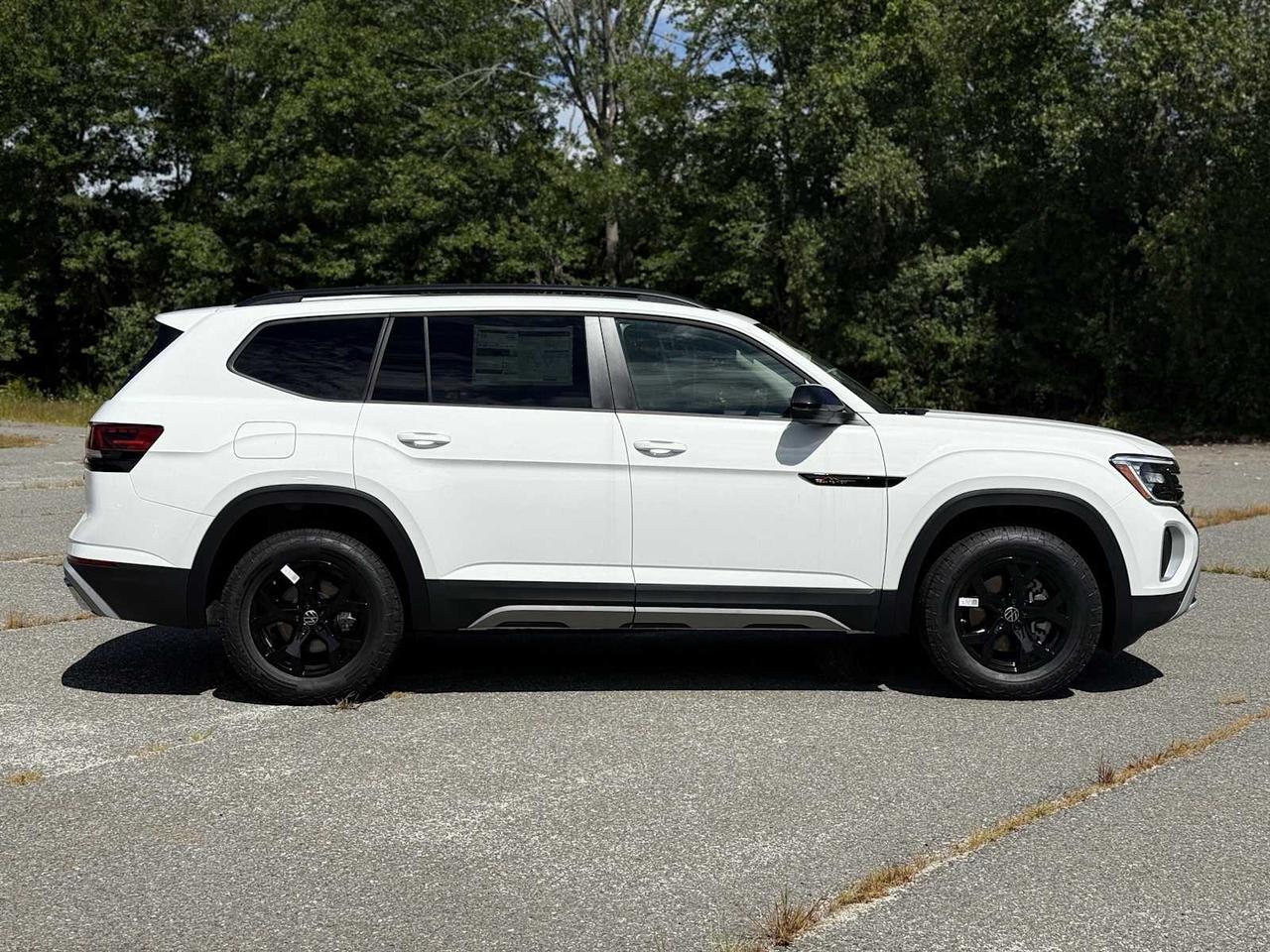 2025 Volkswagen Atlas 2.0T Peak Edition Westborough MA