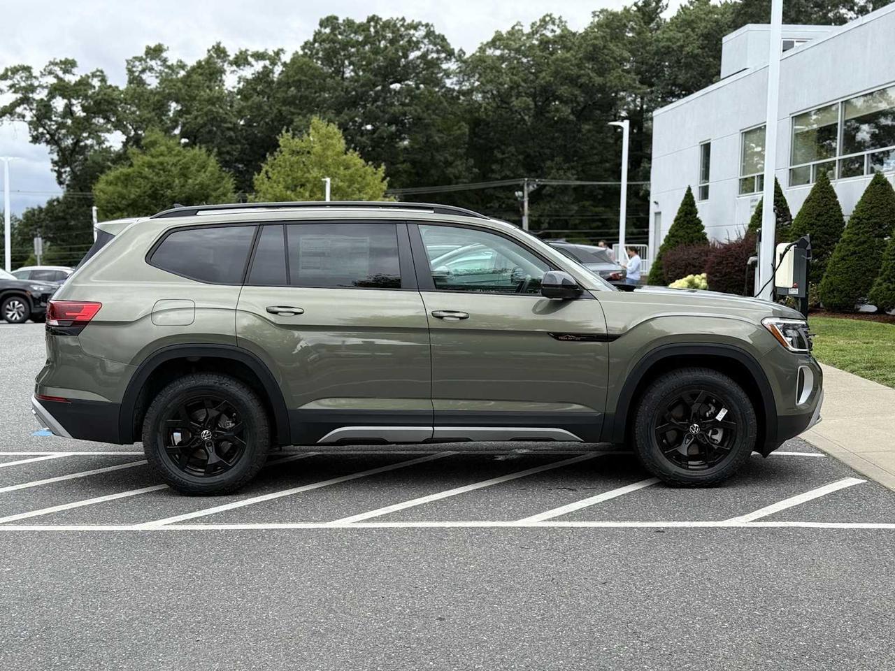 2025 Volkswagen Atlas 2.0T Peak Edition Westborough MA