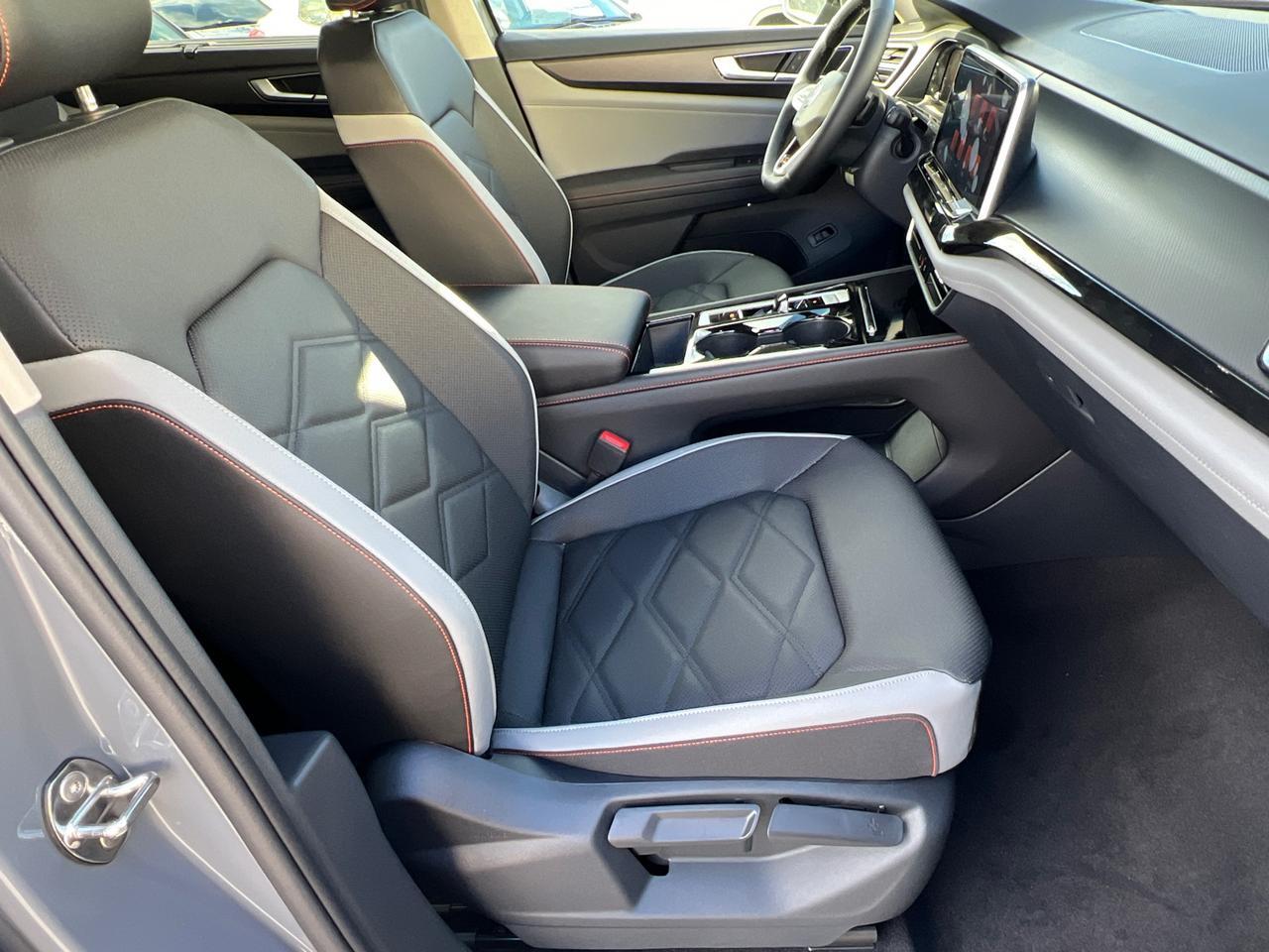 2025 Volkswagen Atlas 2.0T Peak Edition Hagerstown MD