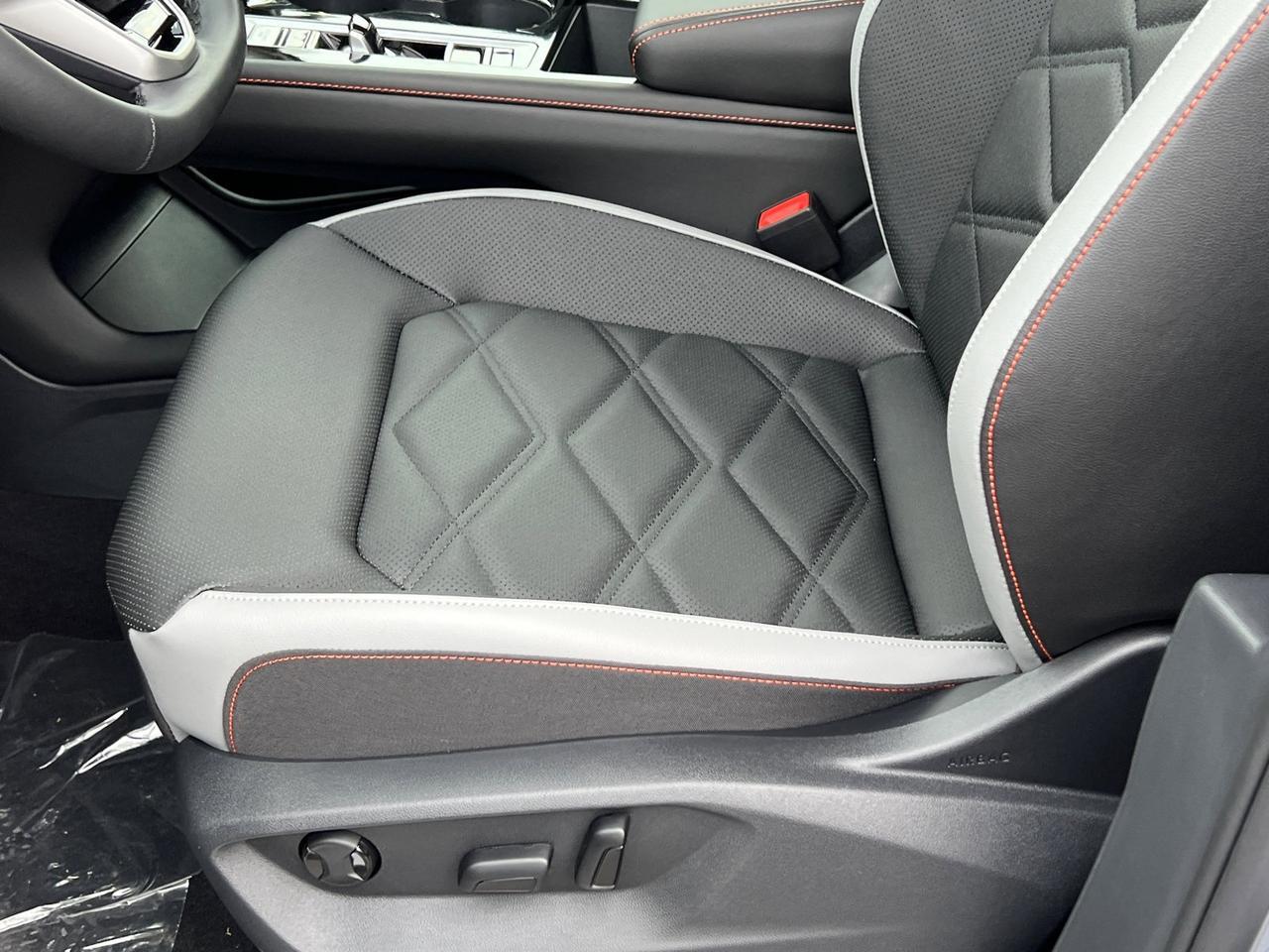 2025 Volkswagen Atlas 2.0T Peak Edition Hagerstown MD