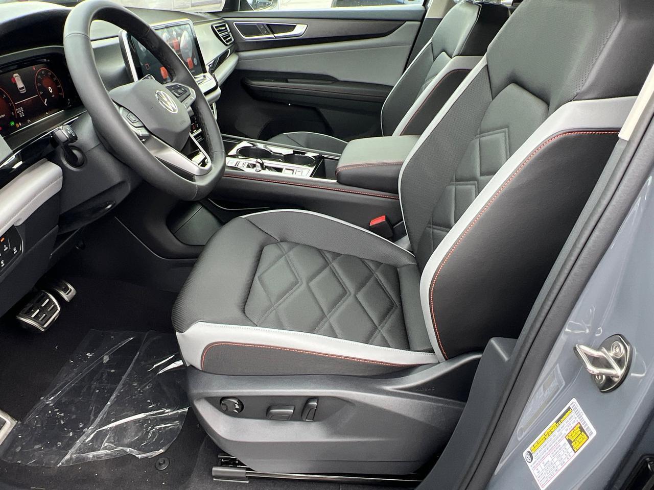 2025 Volkswagen Atlas 2.0T Peak Edition Hagerstown MD