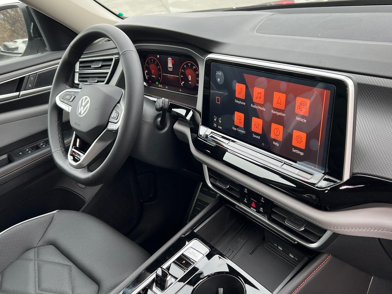 2025 Volkswagen Atlas 2.0T Peak Edition Hagerstown MD