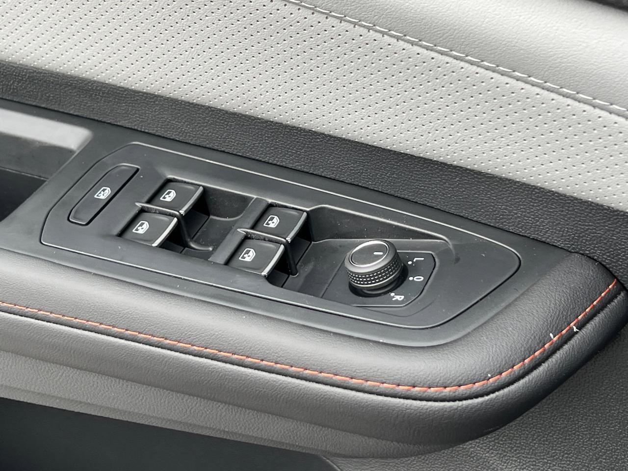 2025 Volkswagen Atlas 2.0T Peak Edition Hagerstown MD