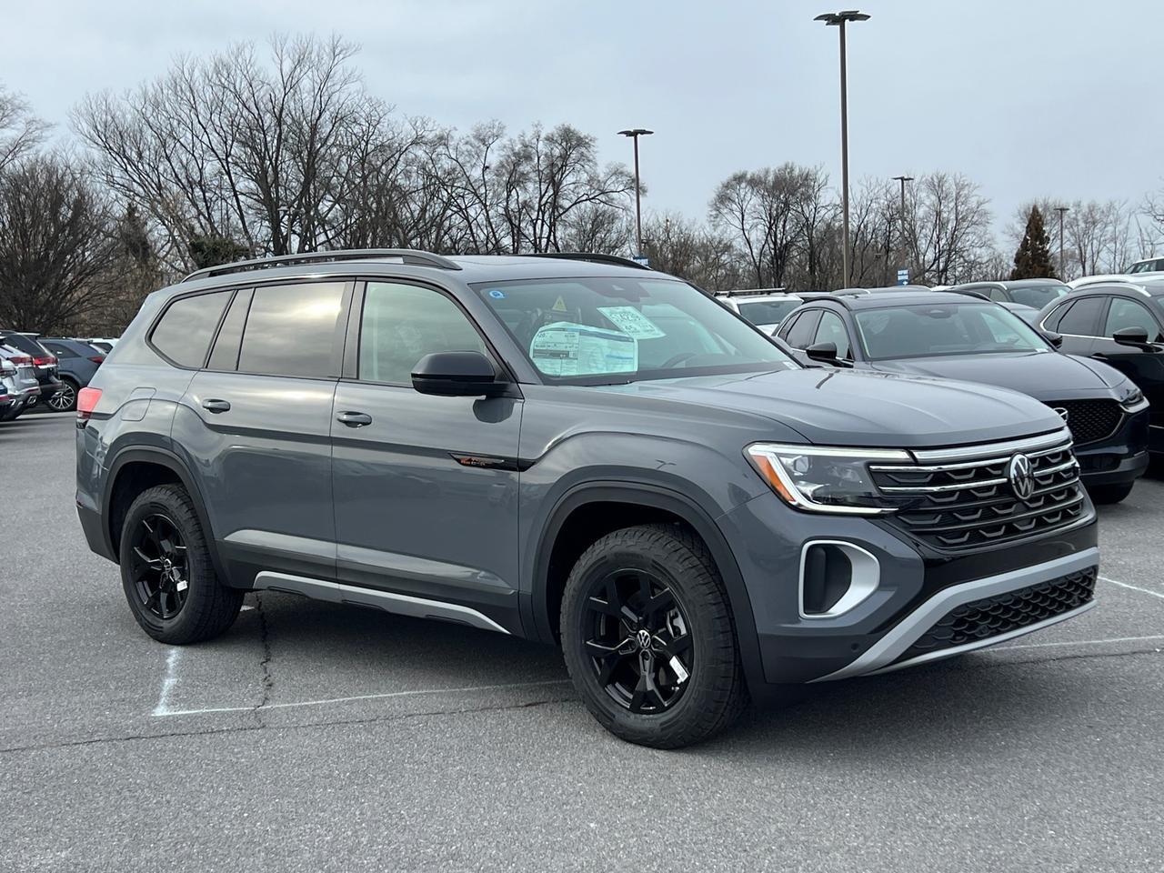 2025 Volkswagen Atlas 2.0T Peak Edition Hagerstown MD