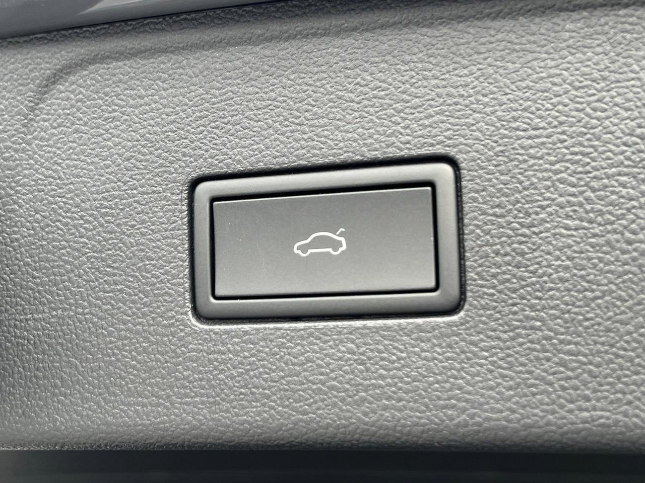 2025 Volkswagen Atlas 2.0T Peak Edition Hagerstown MD