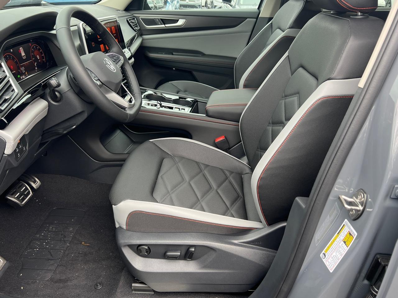 2025 Volkswagen Atlas 2.0T Peak Edition Hagerstown MD
