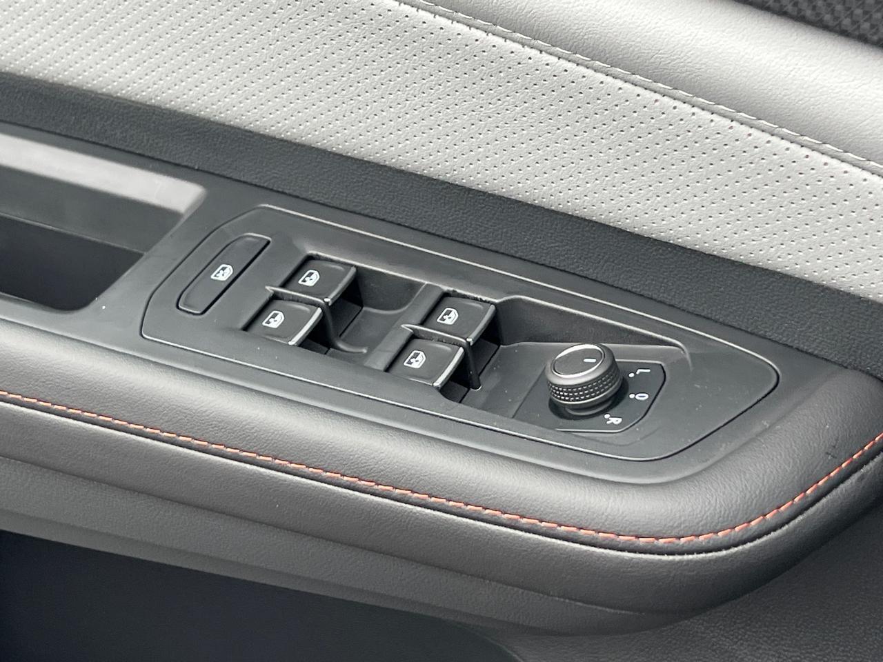 2025 Volkswagen Atlas 2.0T Peak Edition Hagerstown MD