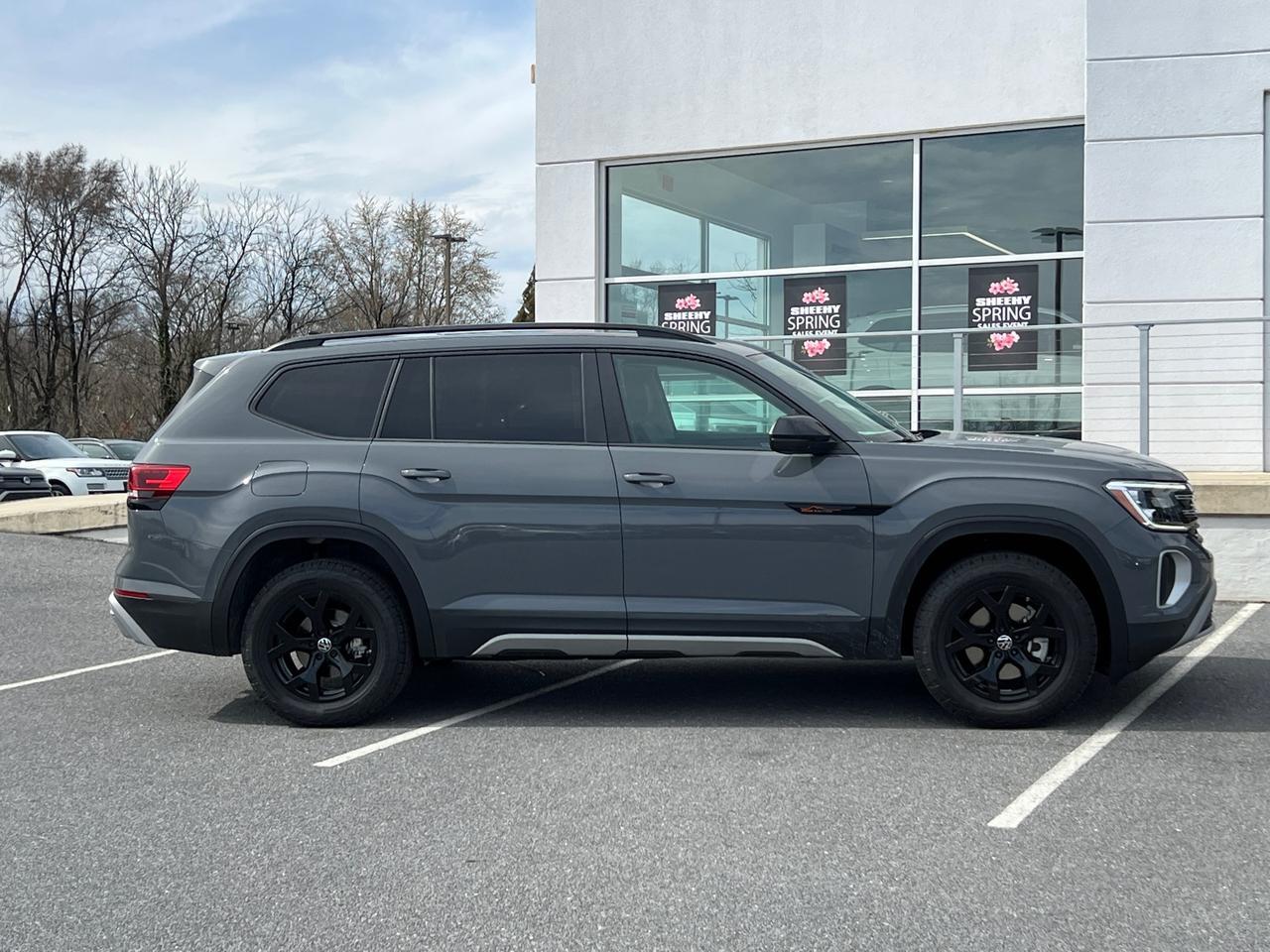 2025 Volkswagen Atlas 2.0T Peak Edition Hagerstown MD