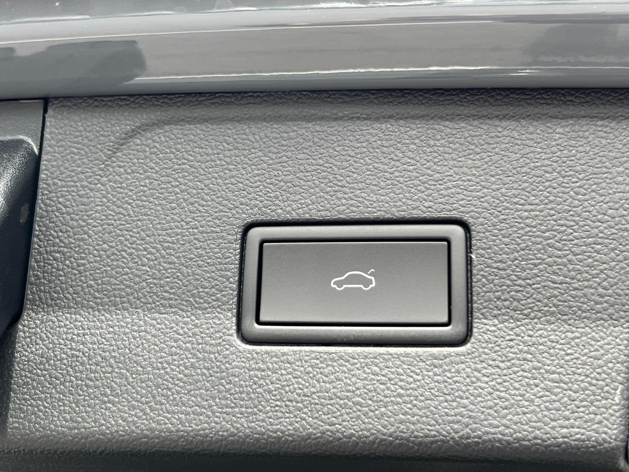 2025 Volkswagen Atlas 2.0T Peak Edition Hagerstown MD