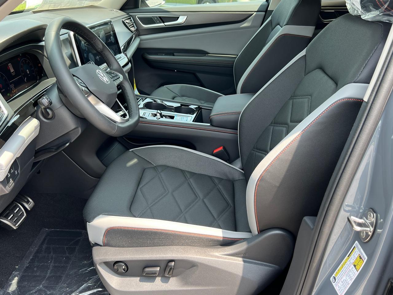 2025 Volkswagen Atlas 2.0T Peak Edition Hagerstown MD