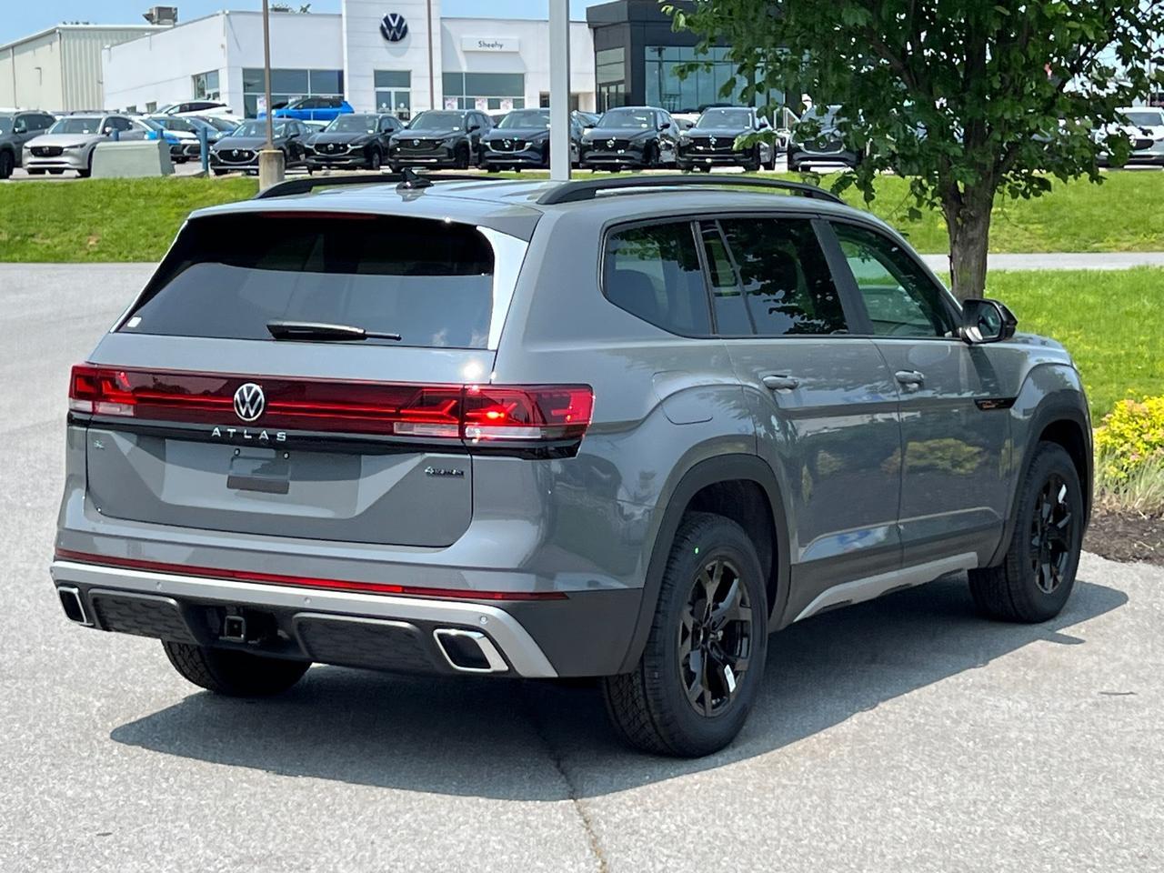 2025 Volkswagen Atlas 2.0T Peak Edition Hagerstown MD