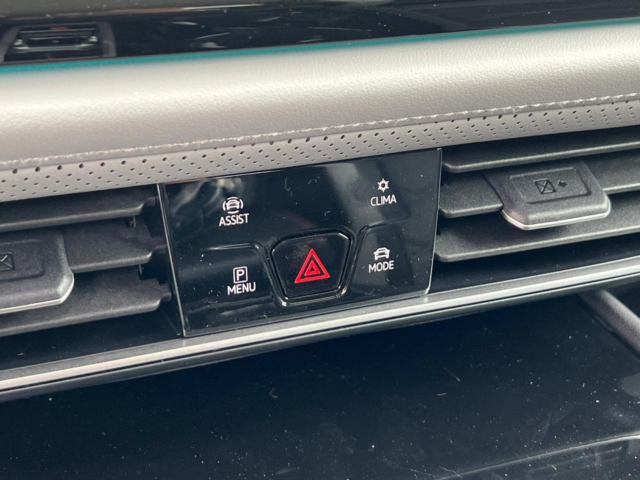 2025 Volkswagen Atlas 2.0T Peak Edition Hagerstown MD