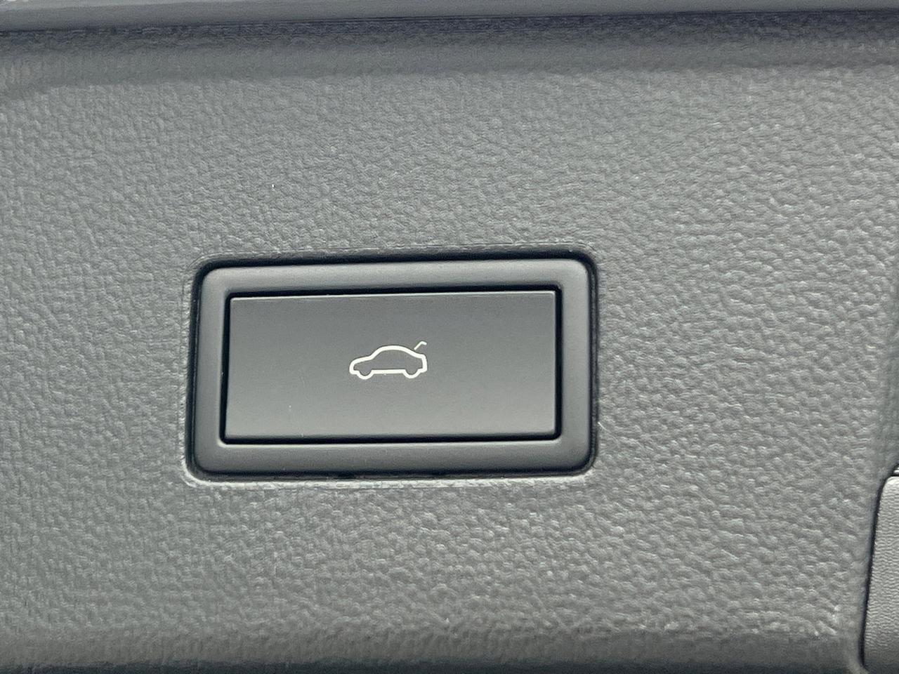 2025 Volkswagen Atlas 2.0T Peak Edition Hagerstown MD