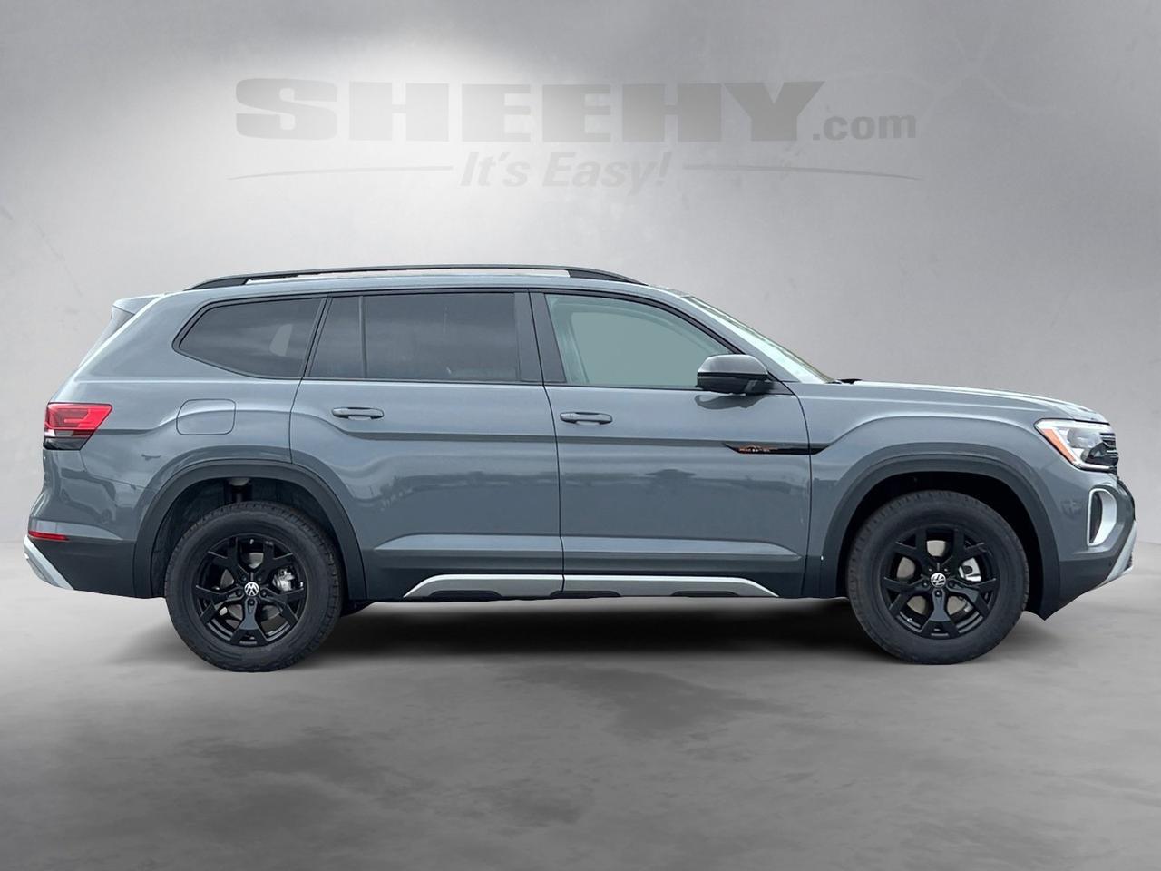 2025 Volkswagen Atlas 2.0T Peak Edition Hagerstown MD