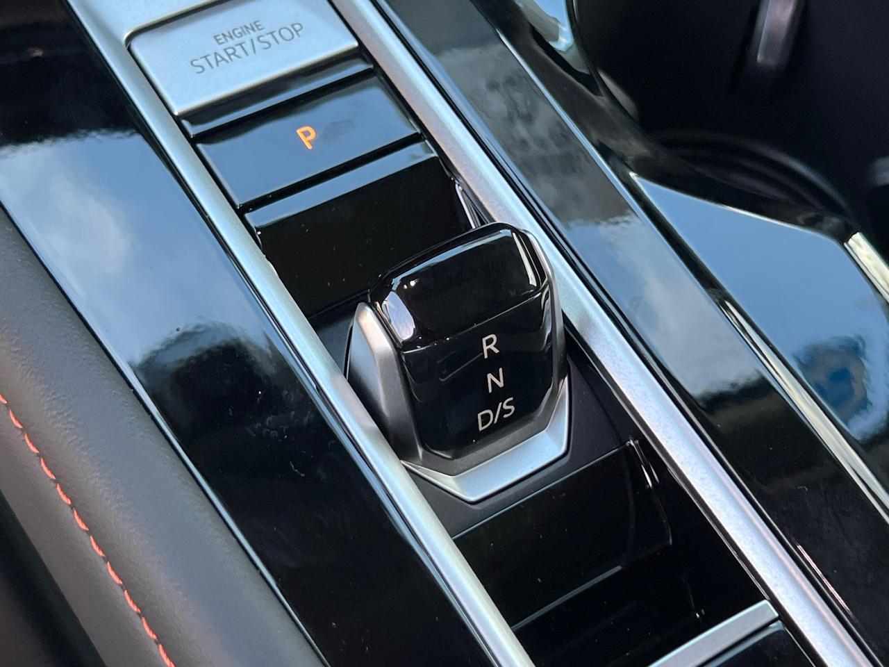 2025 Volkswagen Atlas 2.0T Peak Edition Hagerstown MD