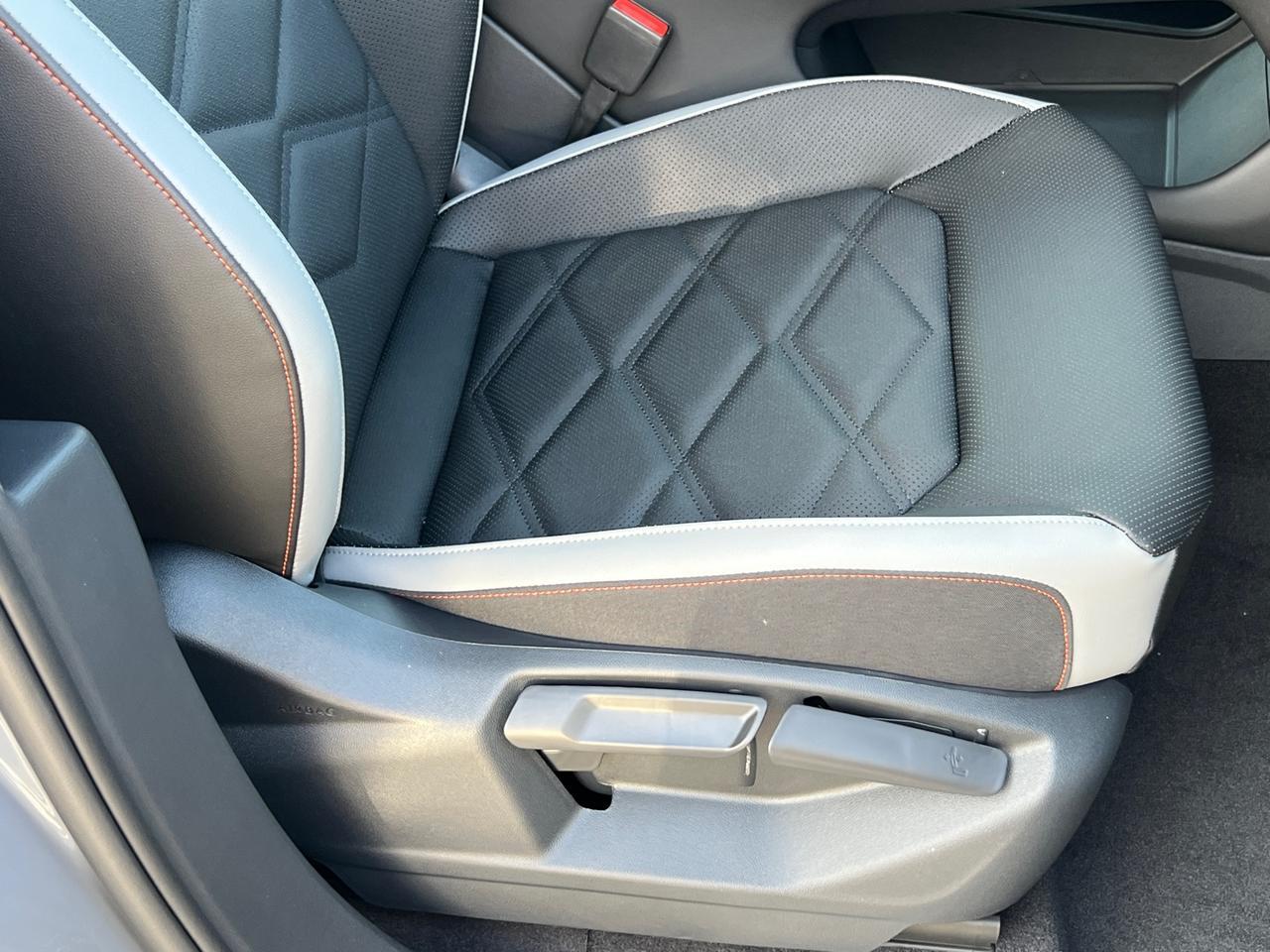 2025 Volkswagen Atlas 2.0T Peak Edition Hagerstown MD