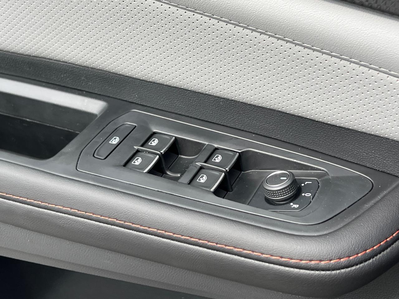 2025 Volkswagen Atlas 2.0T Peak Edition Hagerstown MD