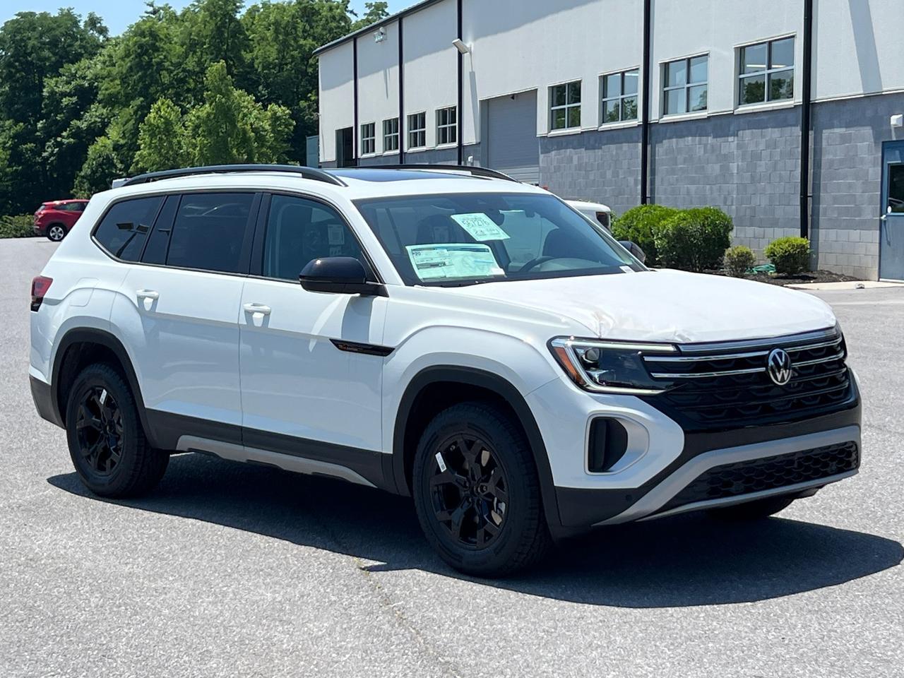 2025 Volkswagen Atlas 2.0T Peak Edition Hagerstown MD