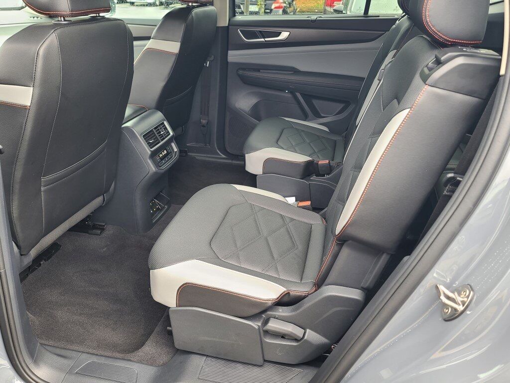 2025 Volkswagen Atlas 2.0T Peak Edition Springfield VA