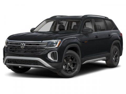 2025 Volkswagen Atlas 2.0T Peak Edition(ARRIVING END OF JULY/EARLY AUG) Oshkosh WI