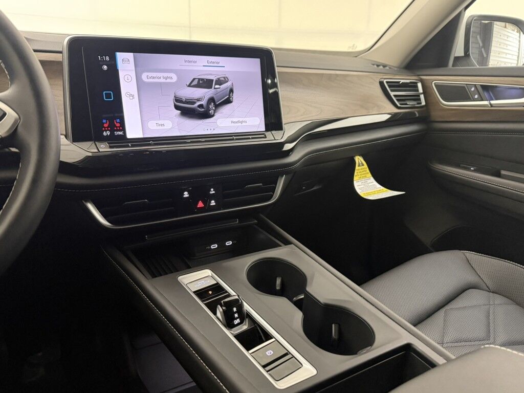 2025 Volkswagen Atlas 2.0T SE 4MOTION Maumee OH