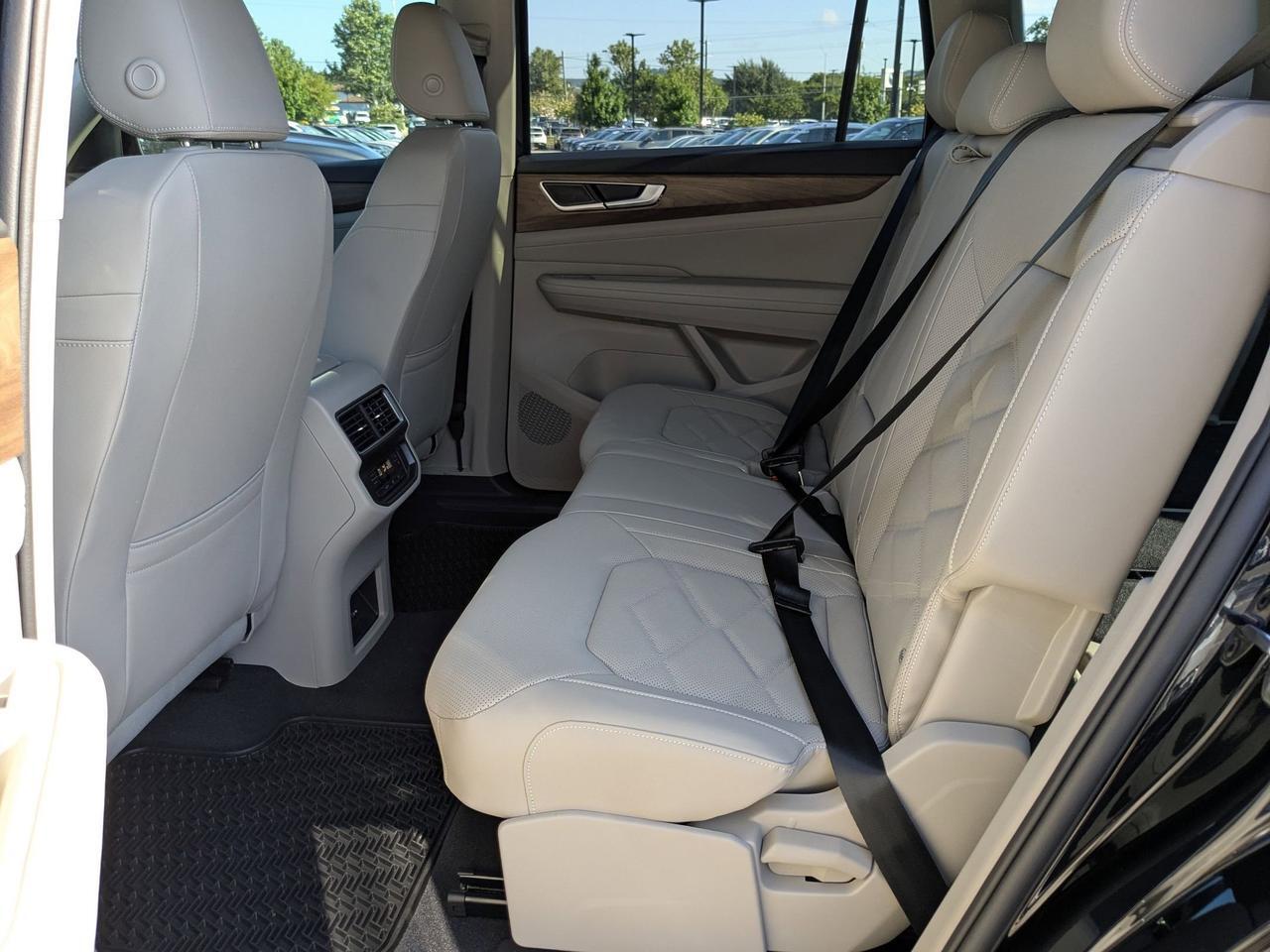 2025 Volkswagen Atlas 2.0T SE San Antonio TX