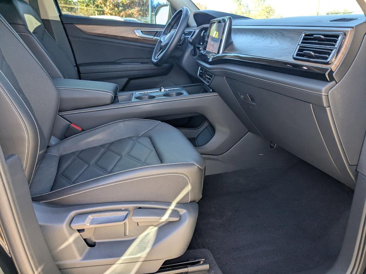 2025 Volkswagen Atlas 2.0T SE San Antonio TX