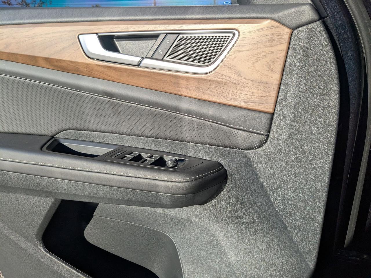 2025 Volkswagen Atlas 2.0T SE San Antonio TX