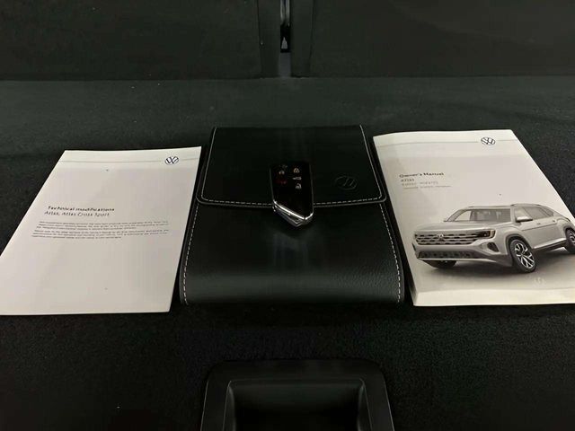2025 Volkswagen Atlas 2.0T SE w/Technology Dallas TX