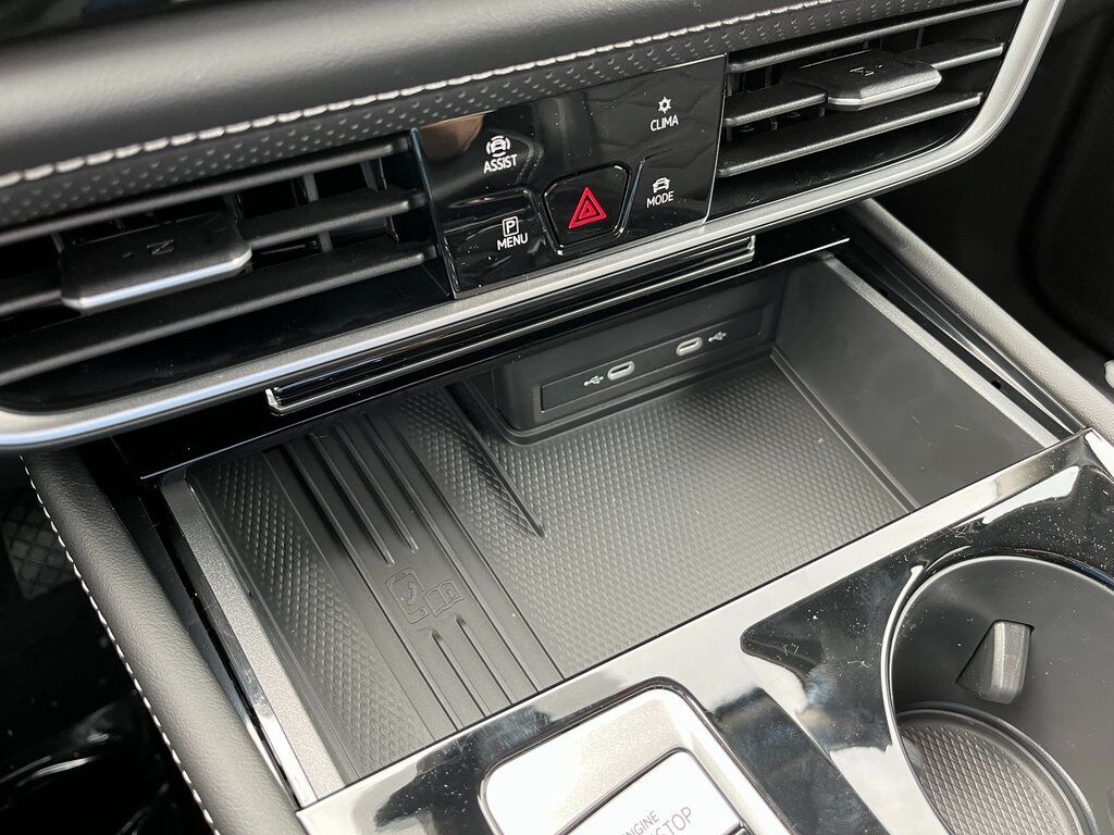 2025 Volkswagen Atlas 2.0T SE w/Technology Green Bay WI