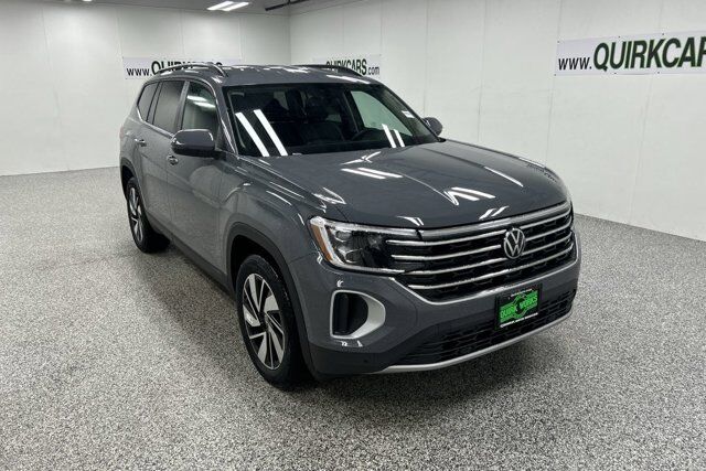 2025 Volkswagen Atlas 2.0T SE w/Technology Oshkosh WI