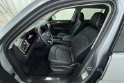 2025 Volkswagen Atlas 2.0T SE w/Technology Oshkosh WI