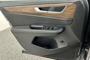 2025 Volkswagen Atlas 2.0T SE w/Technology Oshkosh WI
