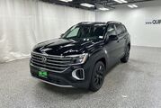 2025 Volkswagen Atlas 2.0T SE w/Technology Oshkosh WI