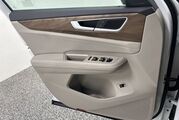 2025 Volkswagen Atlas 2.0T SE w/Technology Oshkosh WI