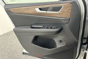 2025 Volkswagen Atlas 2.0T SE w/Technology Oshkosh WI