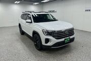 2025 Volkswagen Atlas 2.0T SE w/Technology Oshkosh WI