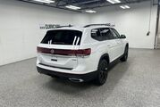 2025 Volkswagen Atlas 2.0T SE w/Technology Oshkosh WI