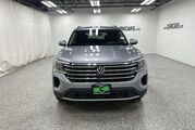 2025 Volkswagen Atlas 2.0T SE w/Technology Oshkosh WI