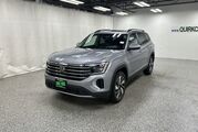 2025 Volkswagen Atlas 2.0T SE w/Technology Oshkosh WI