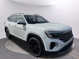 2025 Volkswagen Atlas 2.0T SE w/Technology Oshkosh WI