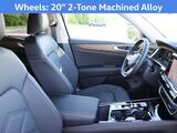 2025 Volkswagen Atlas 2.0T SE w/Technology Oshkosh WI